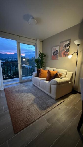 Apartamento Adrano, Cerca de La Antigua Guatemala
